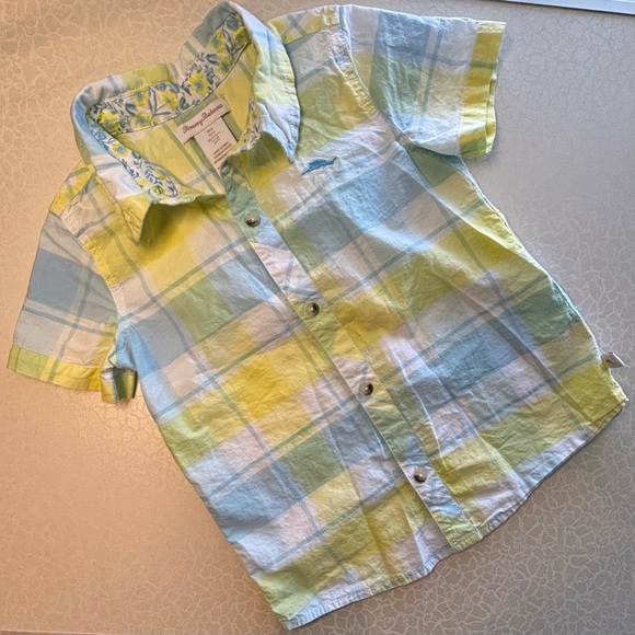 Tommy Bahama | little boys plaid button up shirt. Size: 6 - Picture 9 of 11